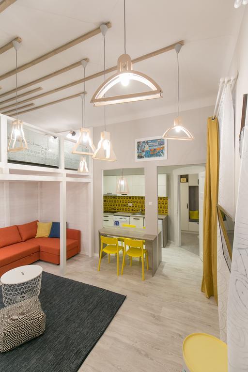 Апартаменти Unique At The Danube With Aircon *